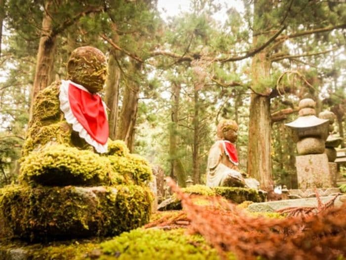 Koyasan - Statue