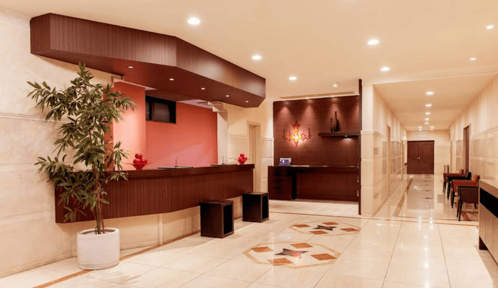 The b Hakata Lobby